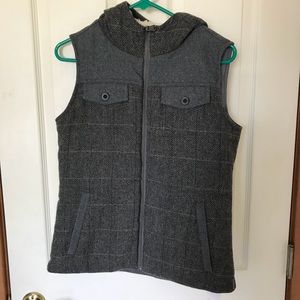 PRANA vest
